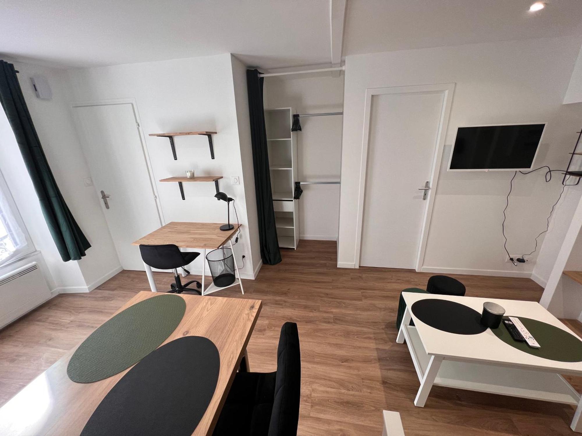Les Bords Du Clain - Entree Autonome Studio Poitiers Extérieur photo